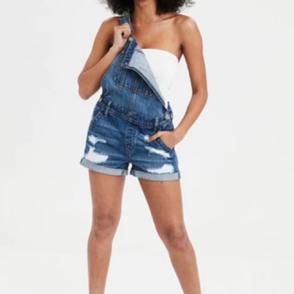 American Eagle Denim Overalls Shorts Distessed